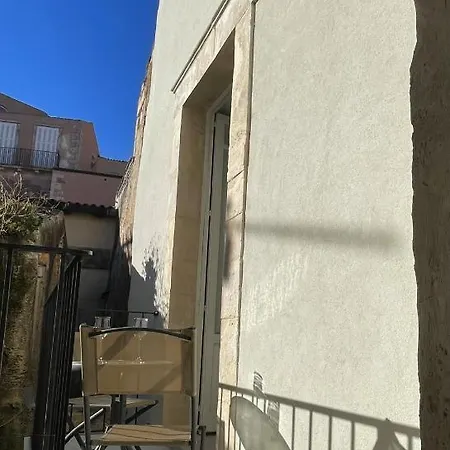 Domus Ottavia In Ortigia Διαμέρισμα *